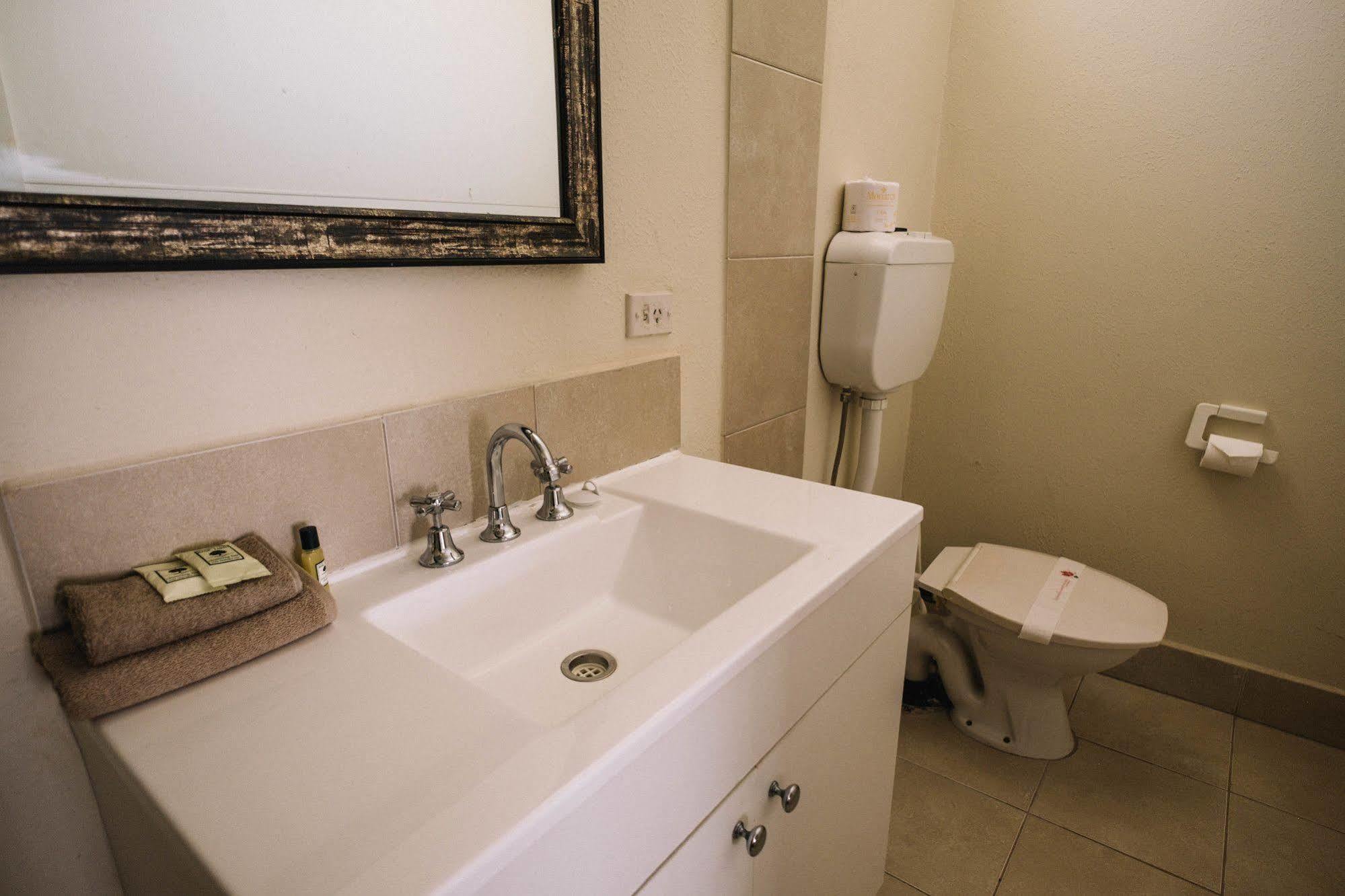 Stawell'S London Motor Inn المظهر الخارجي الصورة